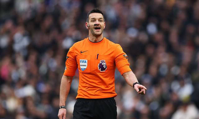 开云-曼联遭遇争议判罚，裁判组回应：执法公正，提供部门.-开云