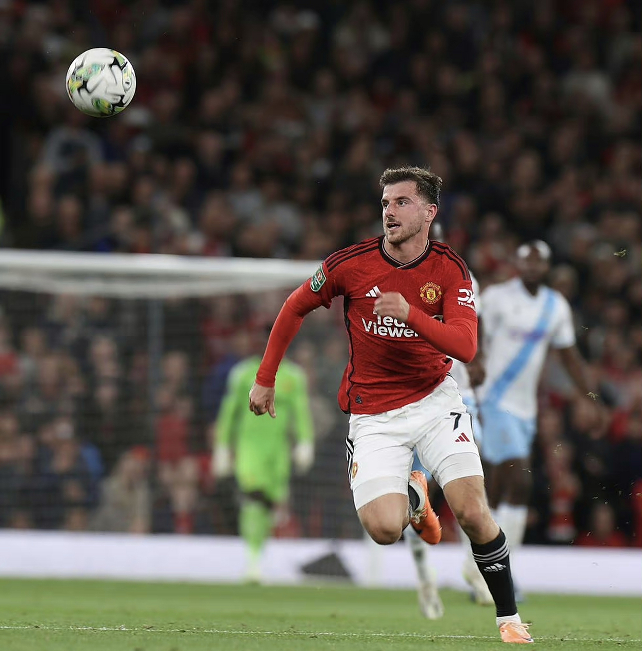 开云官方-曼联新星崭露头角，未来或成球队顶梁柱，发展没有城市上海.-开云官方