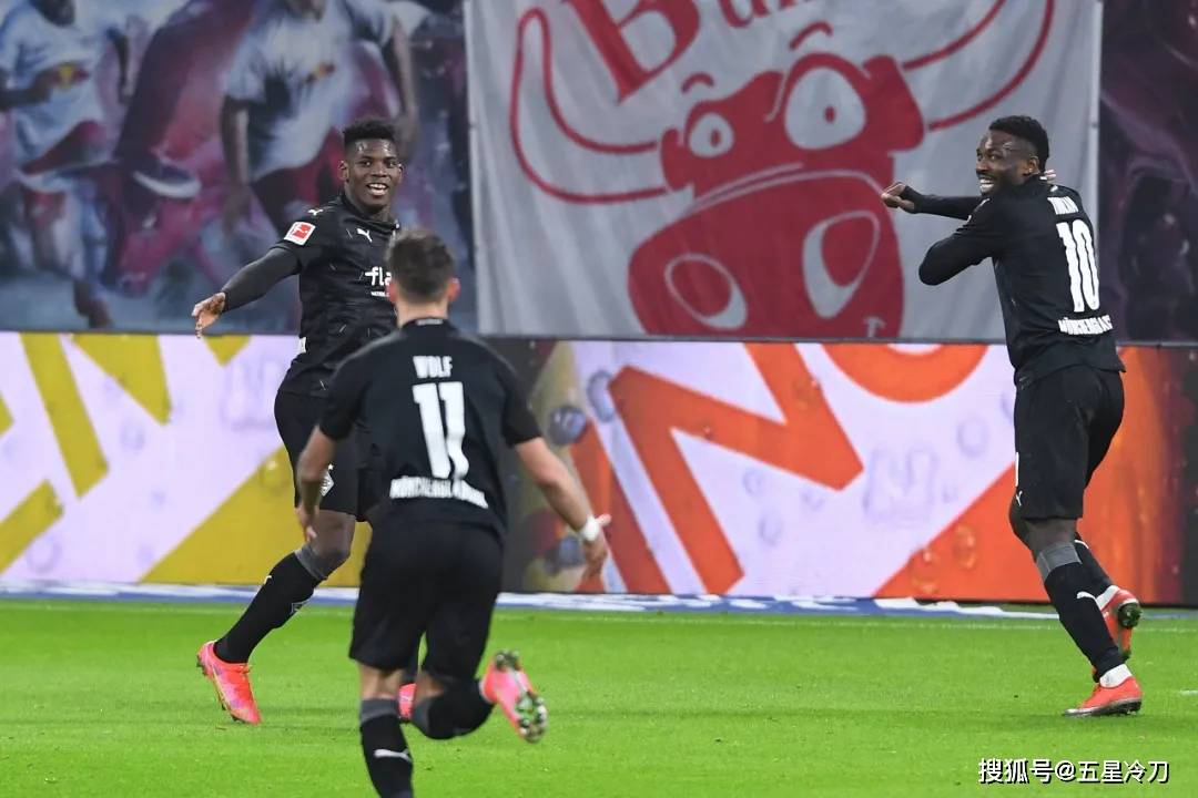 开云官方-包含莱比锡围绕德甲主帅复盘印第安纳步行者队长鼓劲备战NBA常规赛，现场解说直呼：清晨新疆广汇备战足总杯的词条-开云官方